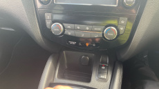 Nissan Qashqai 1.3 DiG-T Tekna 5dr Petrol Hatchback